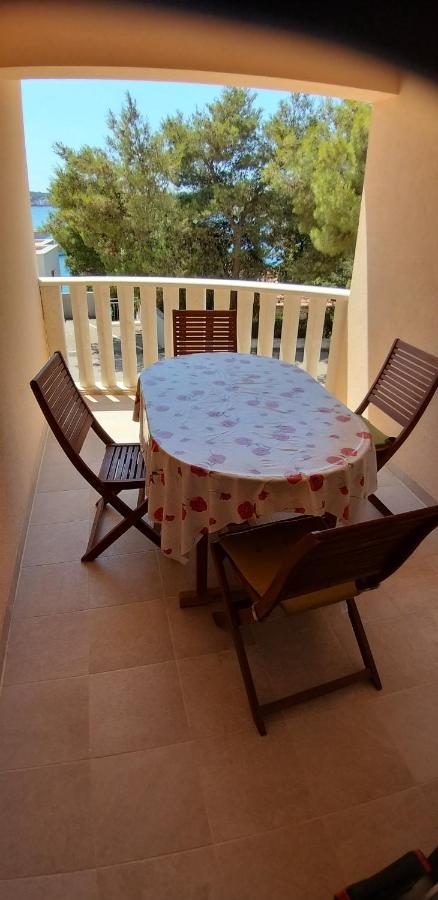 Apartman Slavica โรกอซนิซา ภายนอก รูปภาพ